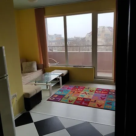 Sea Garden Apartment Burgas